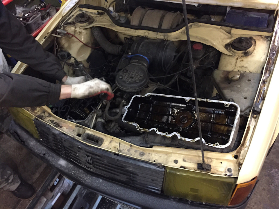 Регулировка клапанов и замер компрессии. — Москвич 2141, 1,7 л, 1996 ...