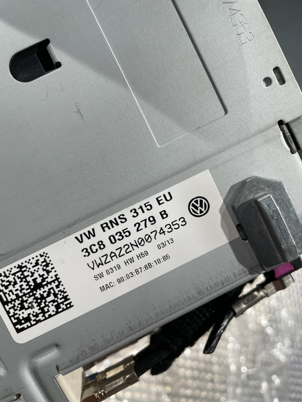 Rns315 — Volkswagen Passat B6. Запчасти на фото: 3C8035279B