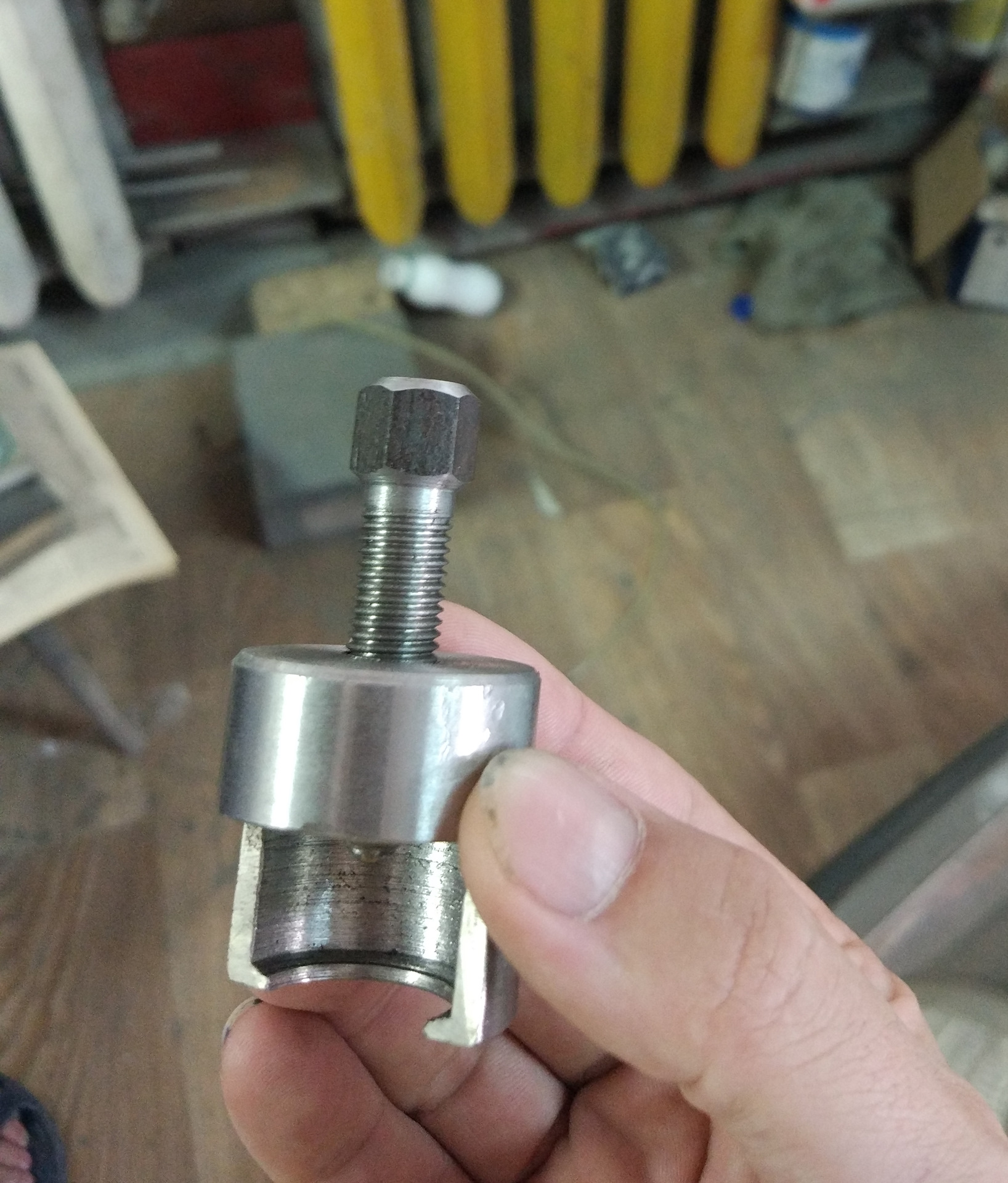 инжекторы без ключа. инжекторы без ключа. учебные наручники без ключа как открыть.