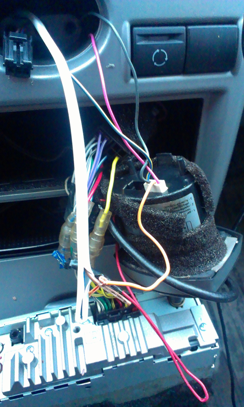 Стойки в черный мат и БК Штат к ГБО — Lada Приора хэтчбек, 1,6 л, 2010 ...