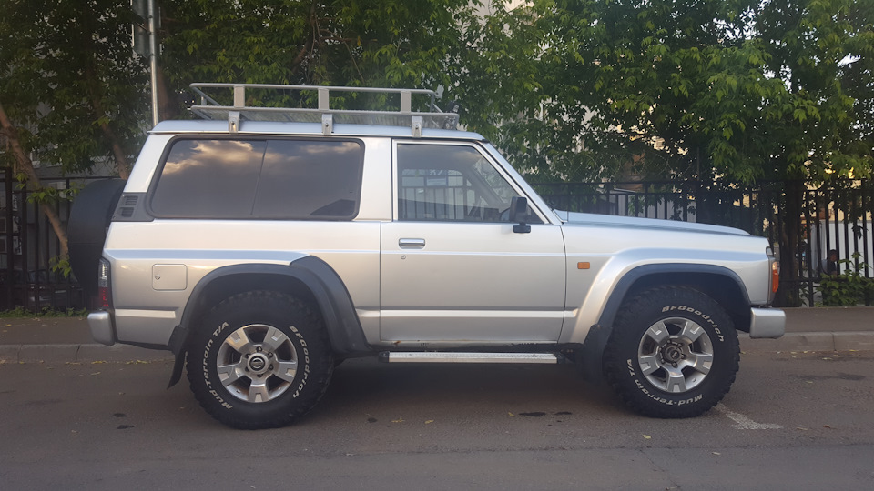 Расширители на Nissan PatrolGR Y61 (дорестаил) - Nissan Patrol GR II (Y61), 4,2