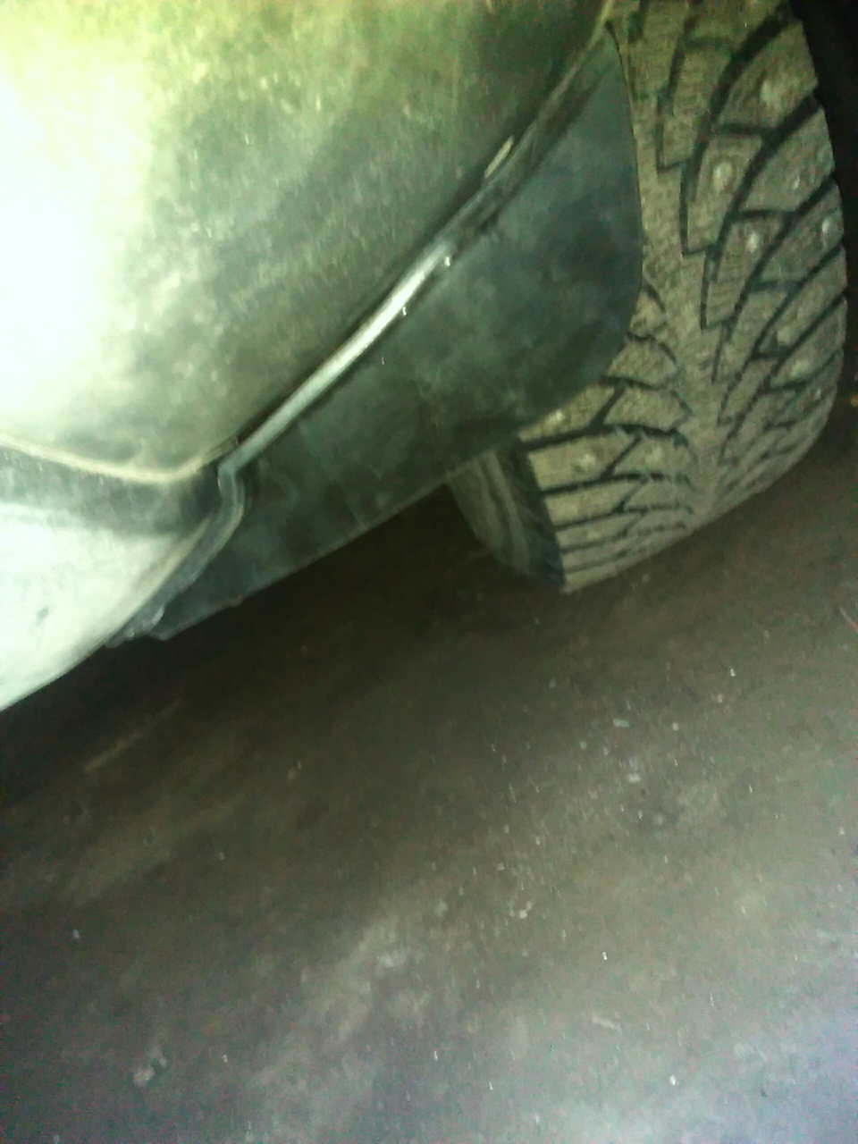 Аэродинамические шитки для чистоты дастера. — Renault Duster (1G), 1,6 ...