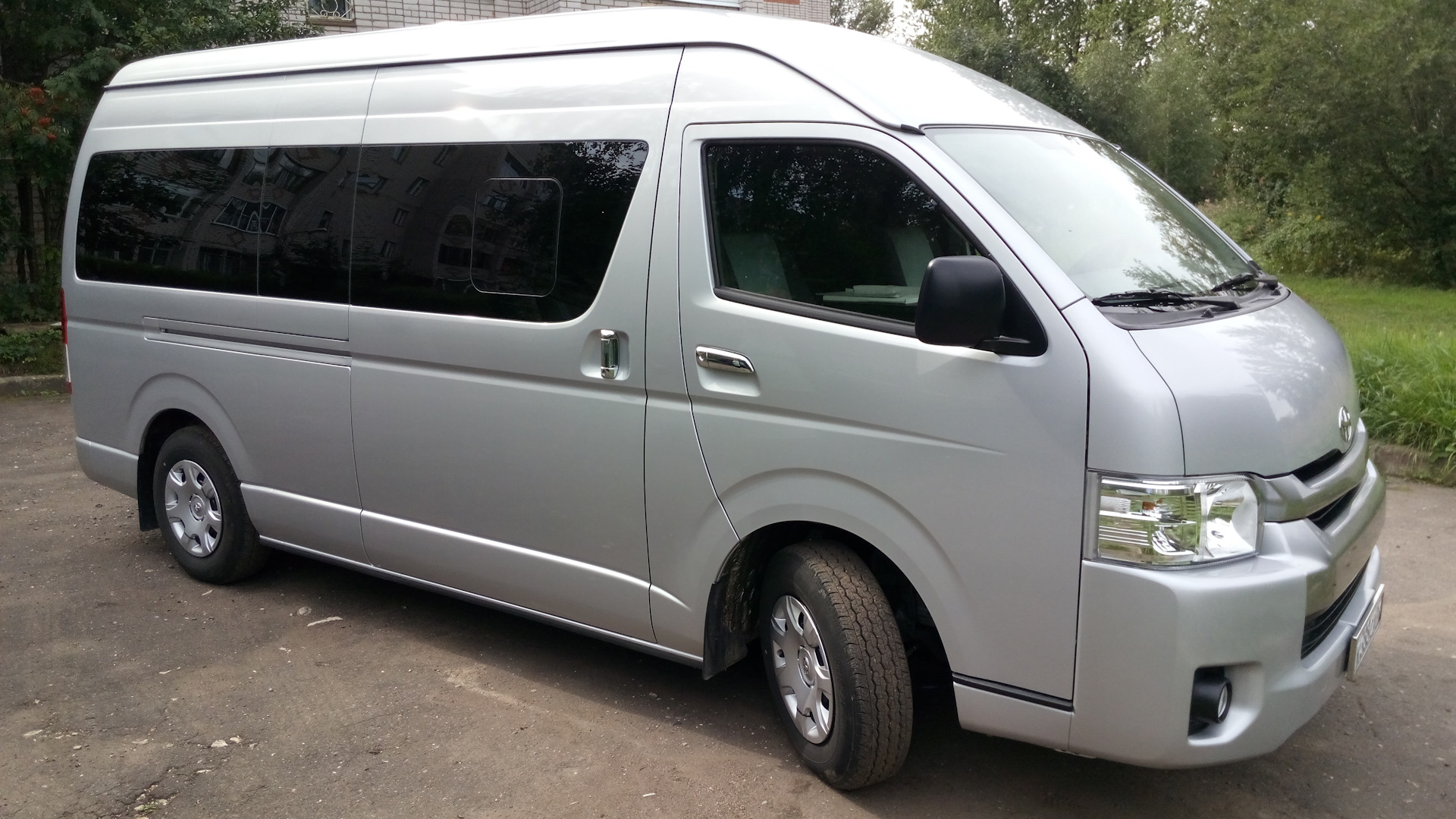 Toyota HiAce (H200) 2.7 бензиновый 2014 | Надёжный аппарат на DRIVE2