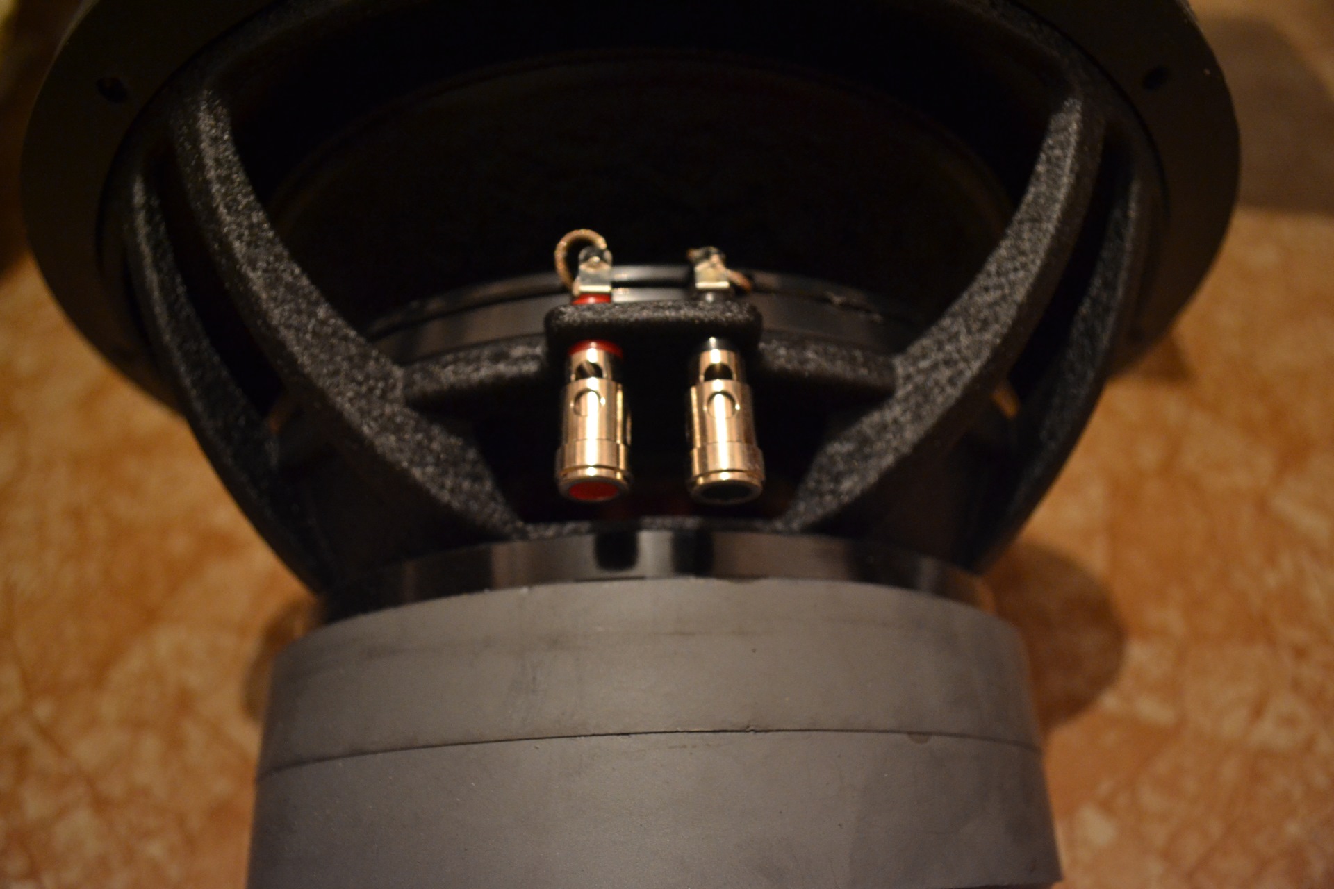 купил саб! — Alphard Hannibal FX 30D2 — Opel Astra H, 1,8 л, 2006 года ...