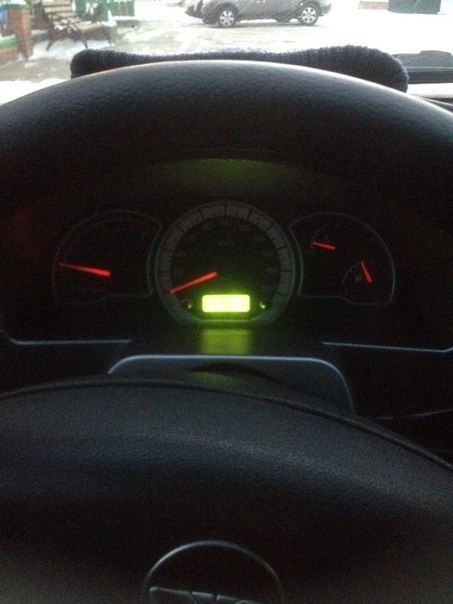 Регулировка яркости панели приборов — Daewoo Nexia (N150), 1,6 л, 2012 ...