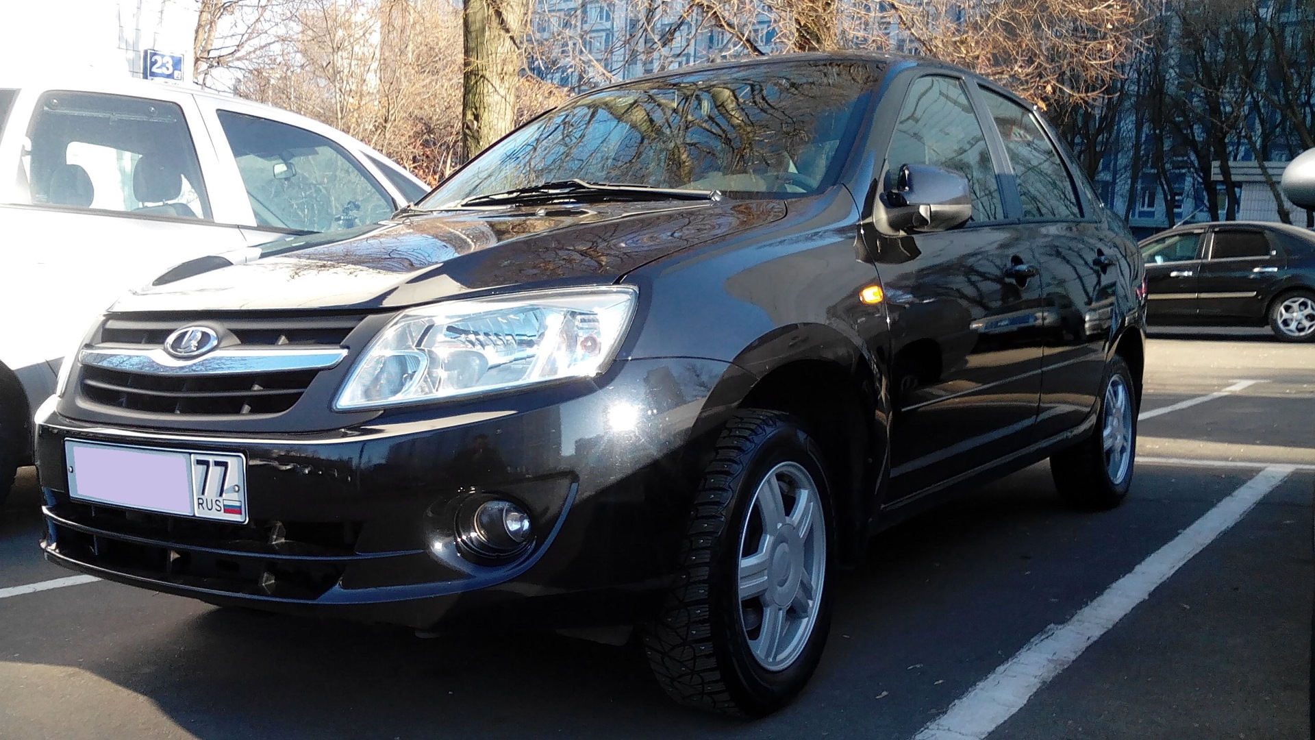 Lada Гранта 1.6 бензиновый 2013 | АКПП. Пробег 122222 на DRIVE2