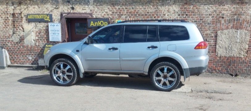 Фото в бортжурнале Mitsubishi Pajero Sport (2G)