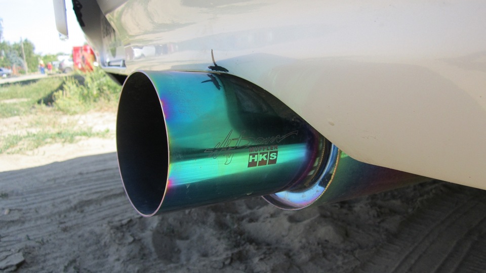 Банка hks. HKS Exhaust for e60. Банка HKS Лансер 10. Задняя банка глушителя Carina ed 202. Карина е выхлоп HKS.