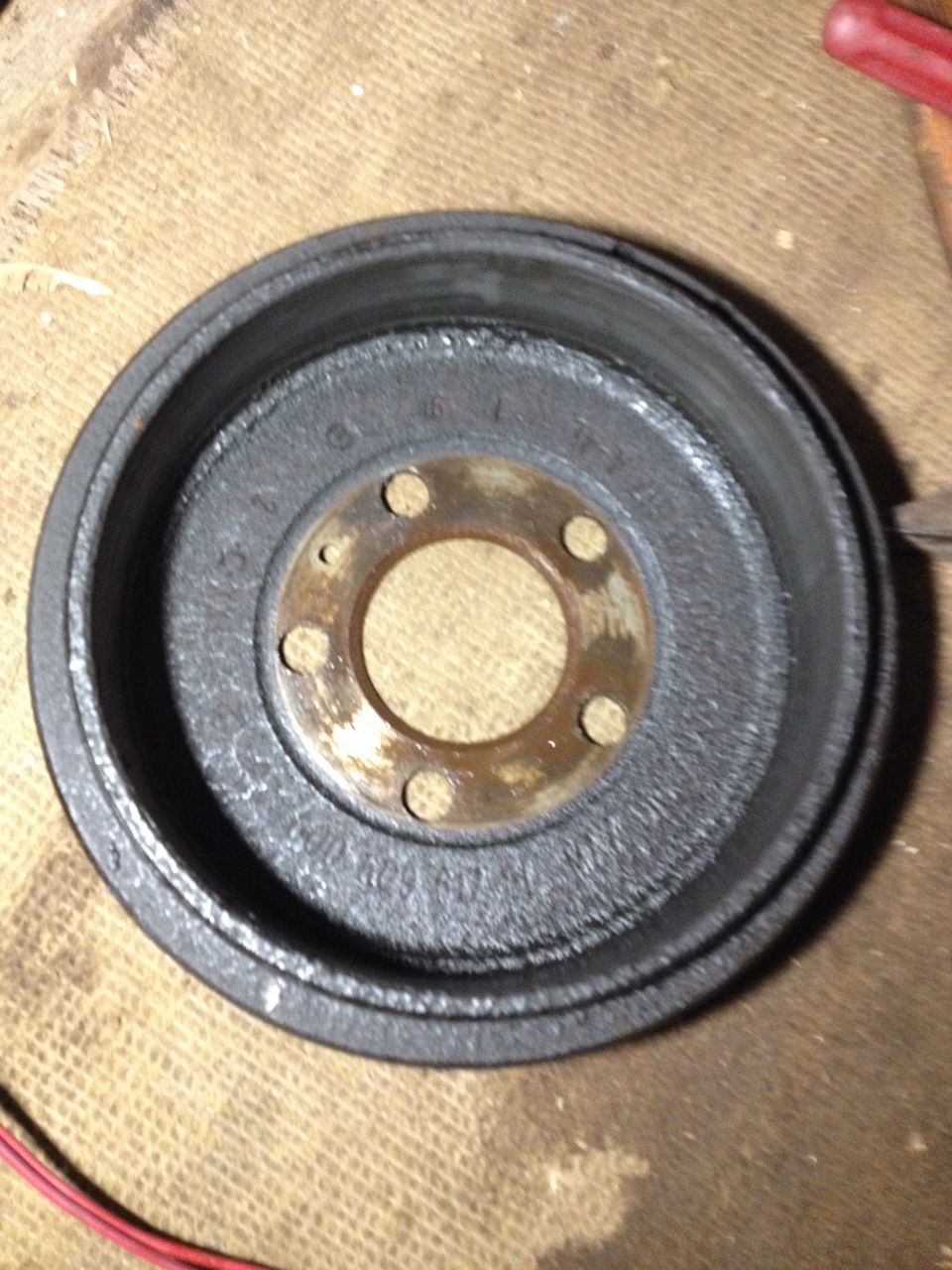 Снятие тормозных барабанов, точнее победа в снятии барабанов) — Skoda ...