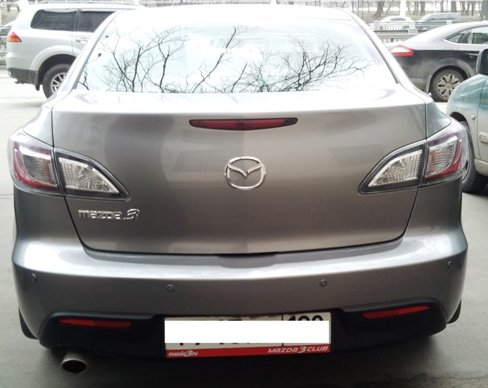 белая ПТФ — Mazda 3 (2G) BL, 1,6 л, 2010 года | запчасти | DRIVE2