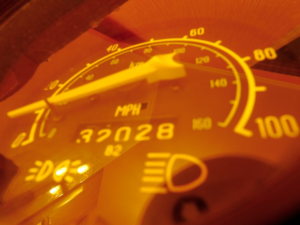 Очередные ништяки: спидометр в милях — Lada 2105, 1,5 л, 1993 года ...