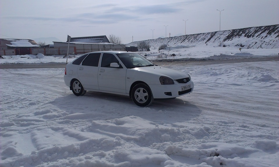 Обещанное фото на кик торусах — Lada Приора хэтчбек, 1,6 л, 2012 года ...