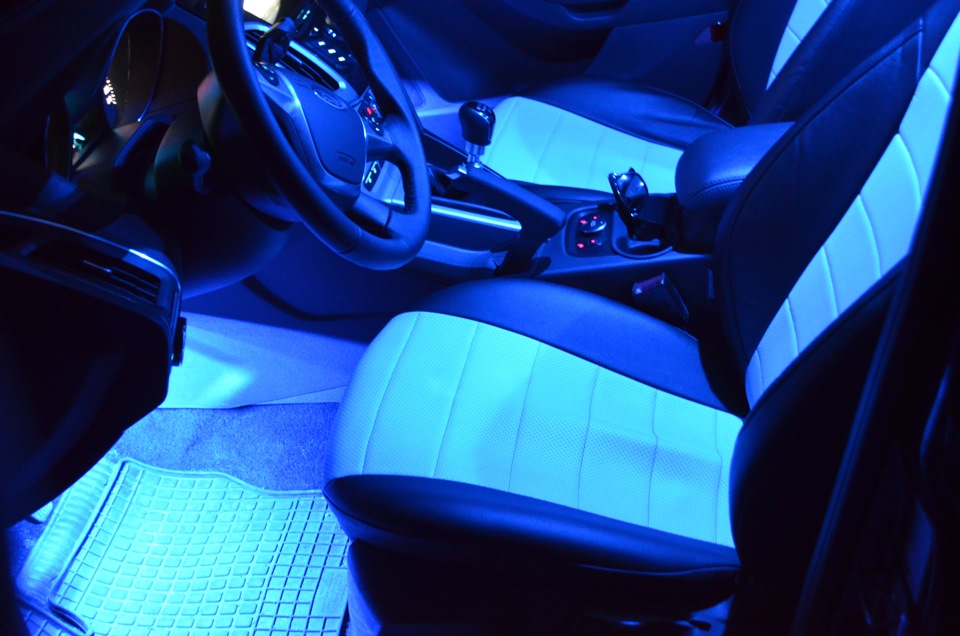 Светодиоды в плафоны освещения — Ford Focus Hatchback III, 1 л, 2013 ...