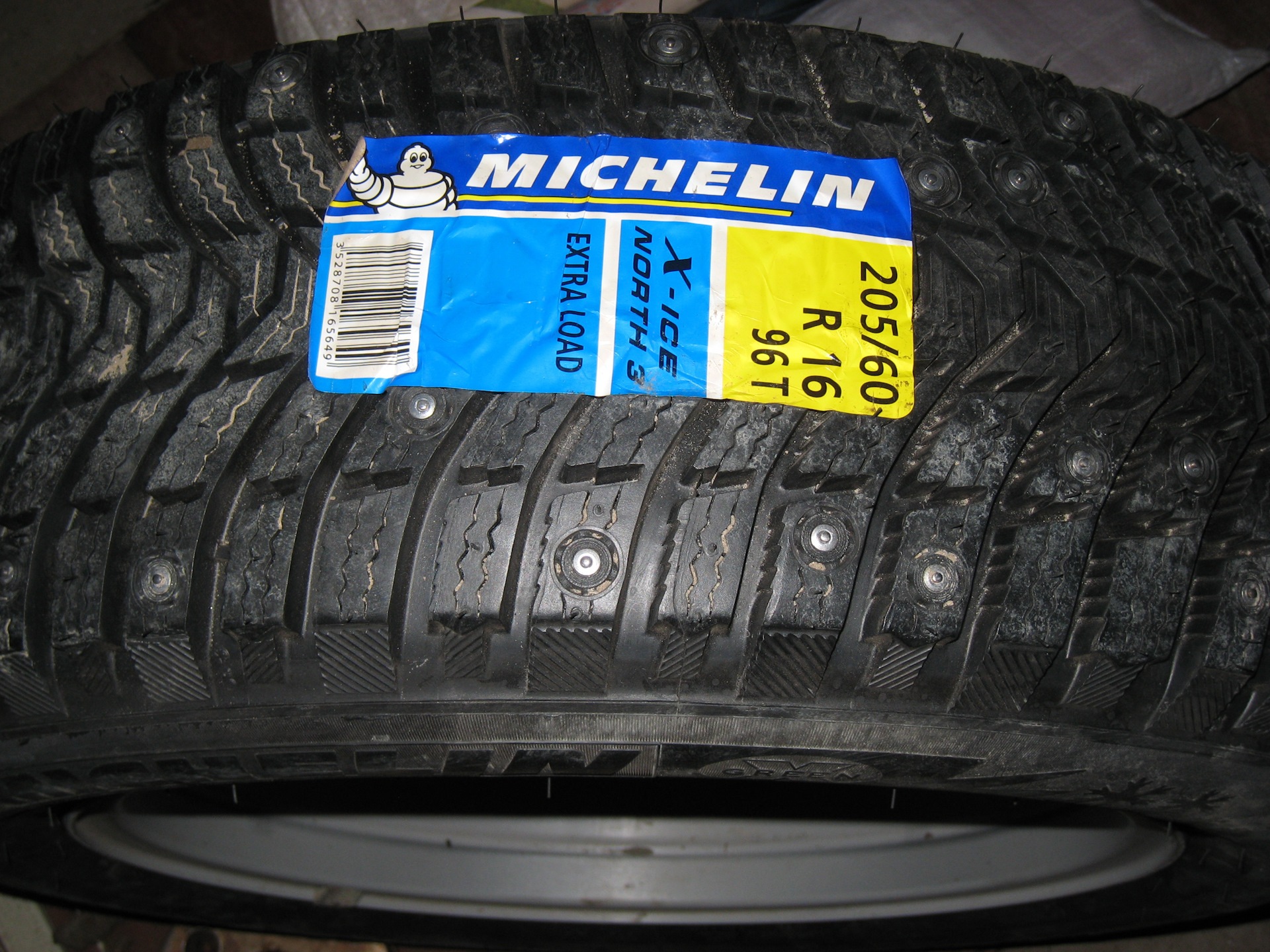 Michelin x ice r16 купить. Michelin x-Ice North 4 205/55 r16 94t XL. 205/60r16 Michelin x-Ice North 2. Michelin x-Ice 3 205/55 r16. Michelin x-Ice 205/55 r16.