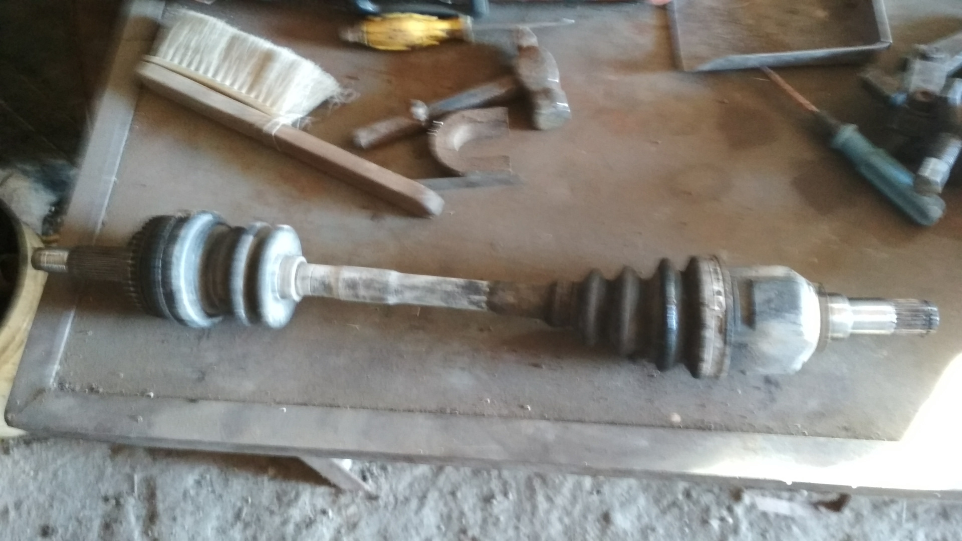 Привод левый на тойота королла 120 кузов. Привод тойота рав 4 4 поколения. Сальник привода королла филдер. Toyota corolla 2009 привод гранаты. Привод правый королла 150.