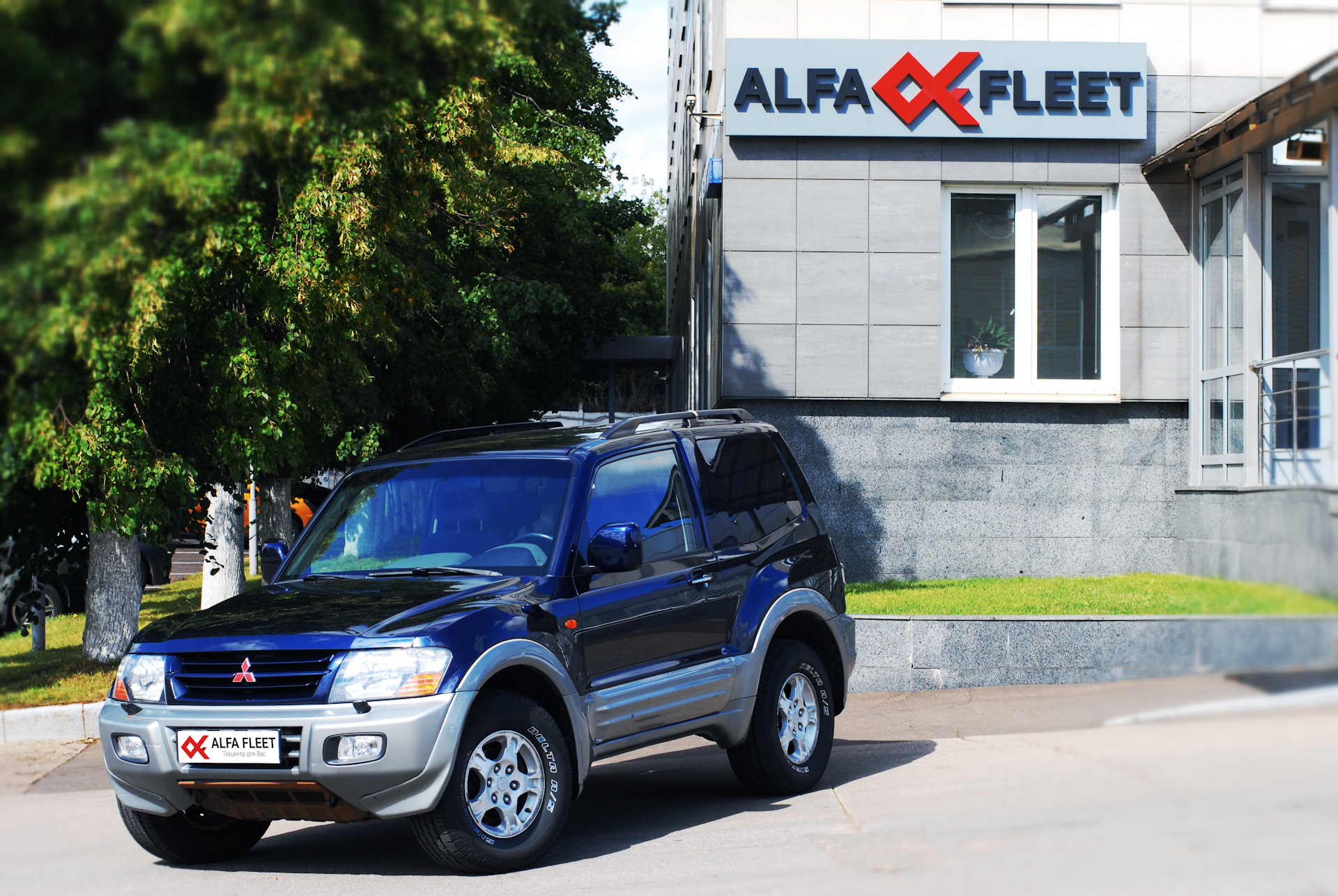 Mitsubishi Pajero полировка и жидкое стекло — Alfa Fleet на DRIVE2