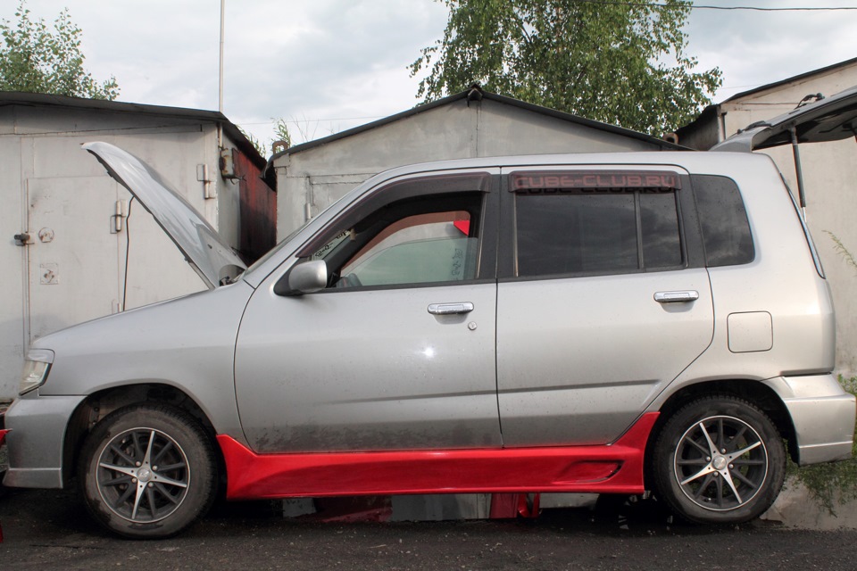 nissan cube