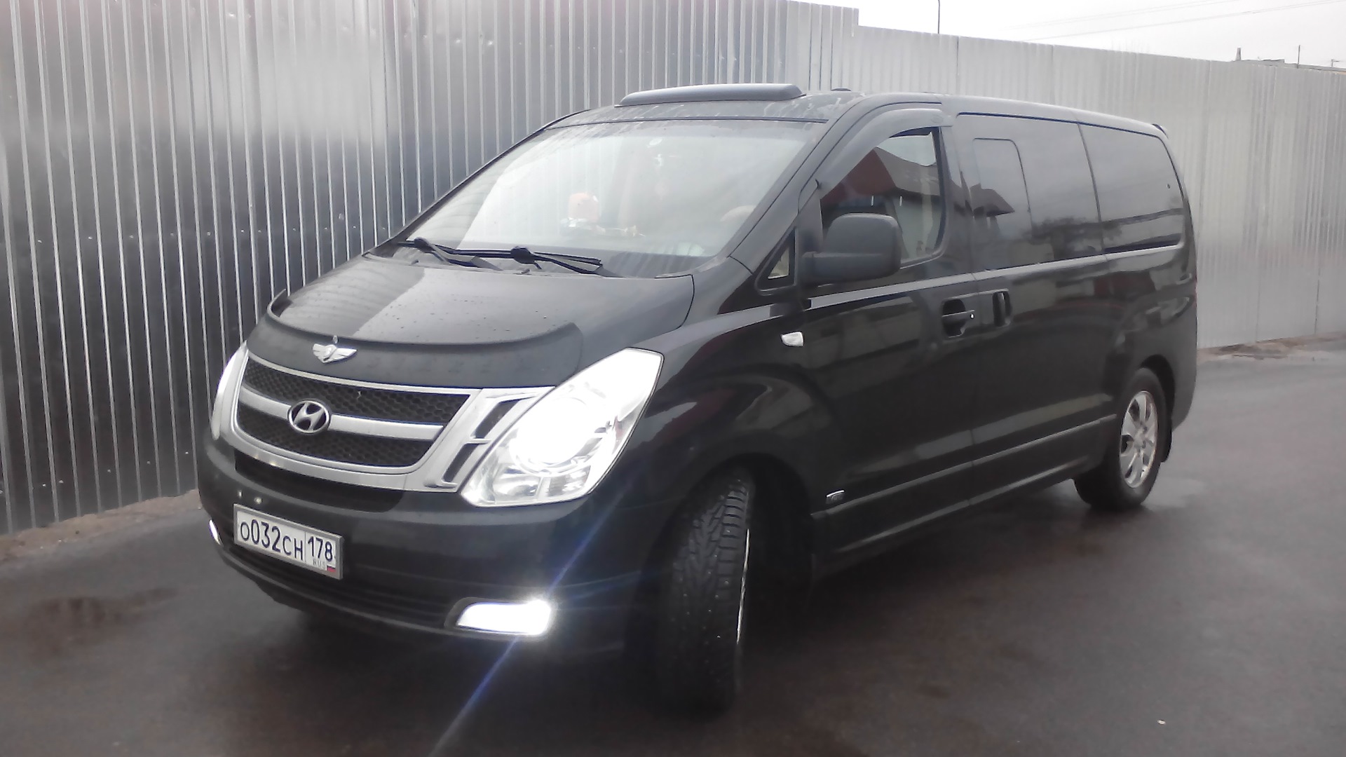 Hyundai grand starex 2007