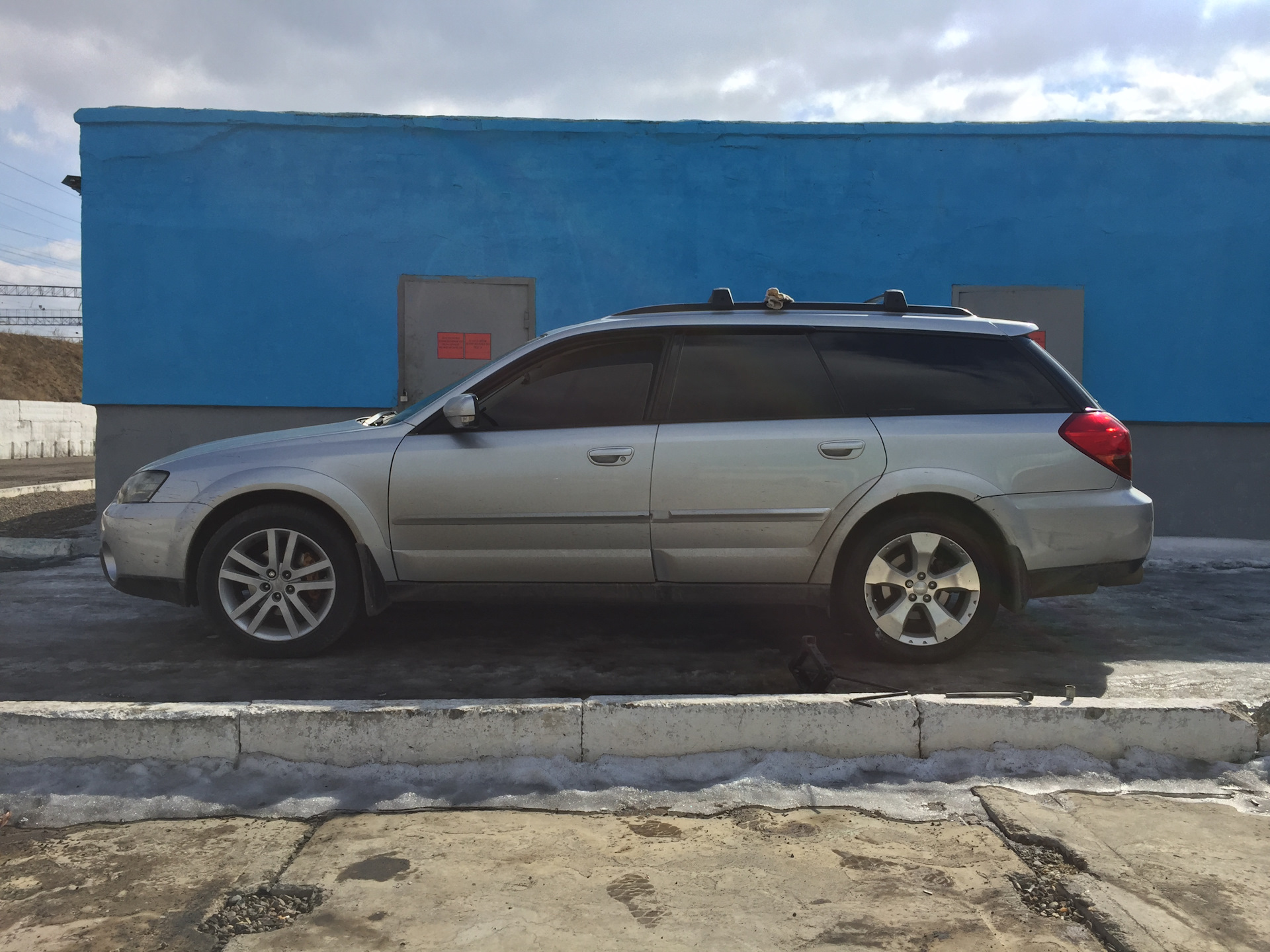 Диски subaru outback. Subaru Outback BP r17. Subaru Outback 2008. Субару Аутбек бп9. Subaru Outback BP r18.