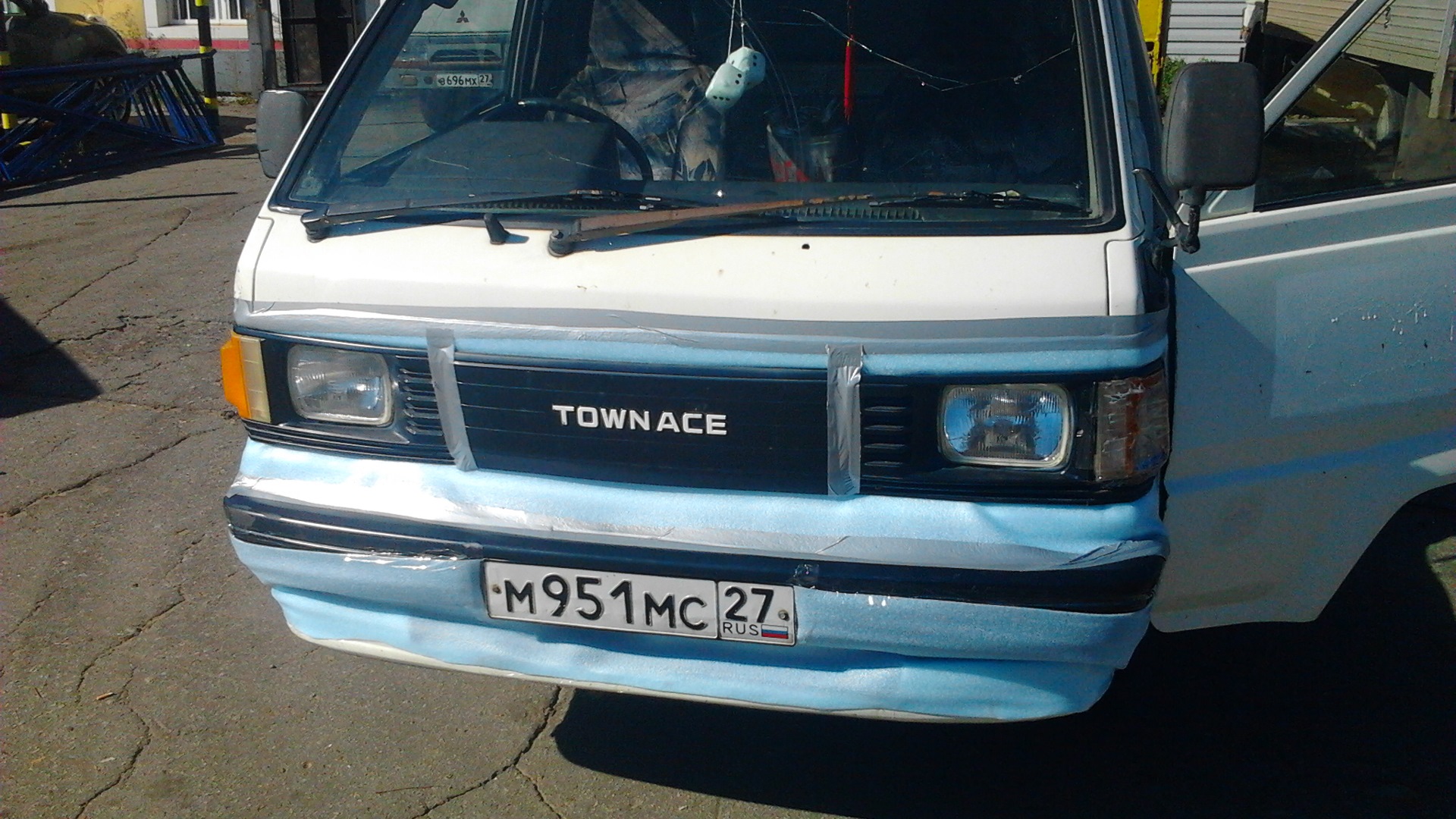 Toyota town ace дверь