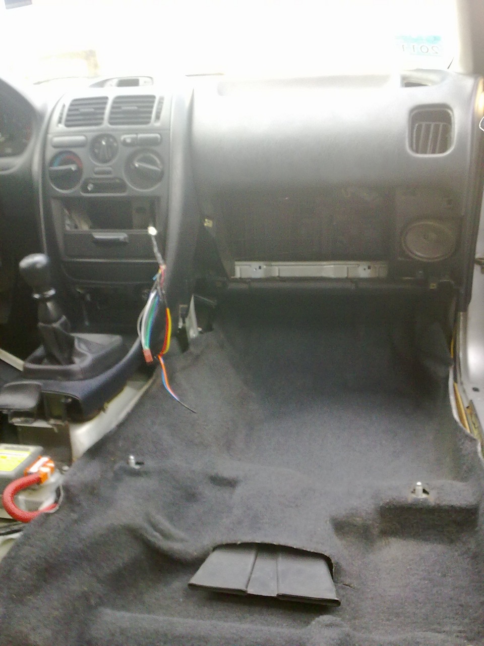 всё идет по плану — Mitsubishi Carisma