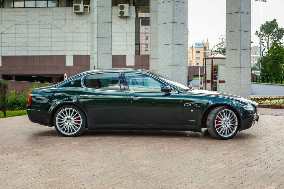 Maserati GRANTURISMO Green