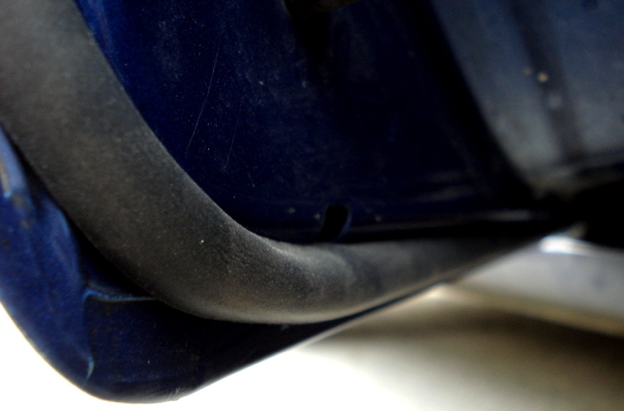 уплотнительная резинка на дверь BMW e39