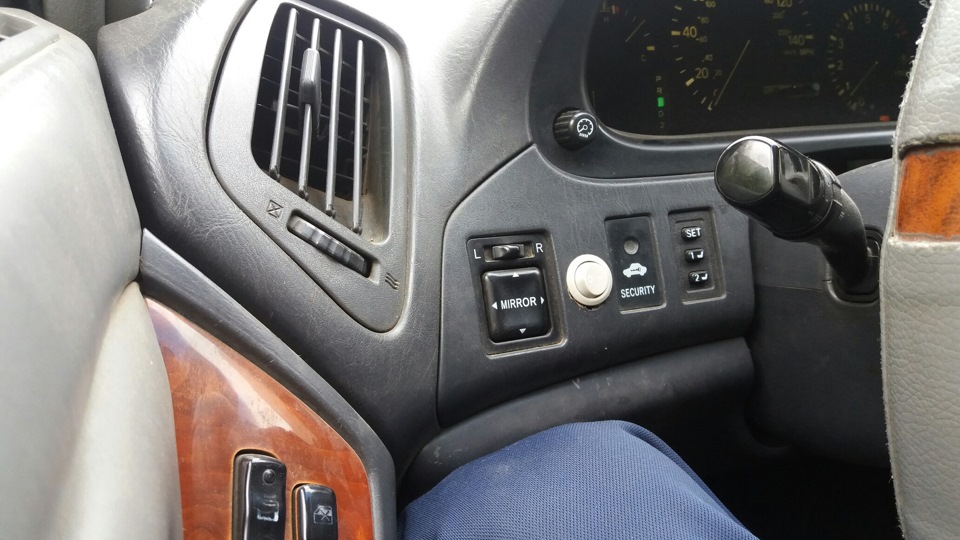 Кнопка включения сабвуфера — Lexus RX (1G), 3 л, 2000 года | автозвук ...