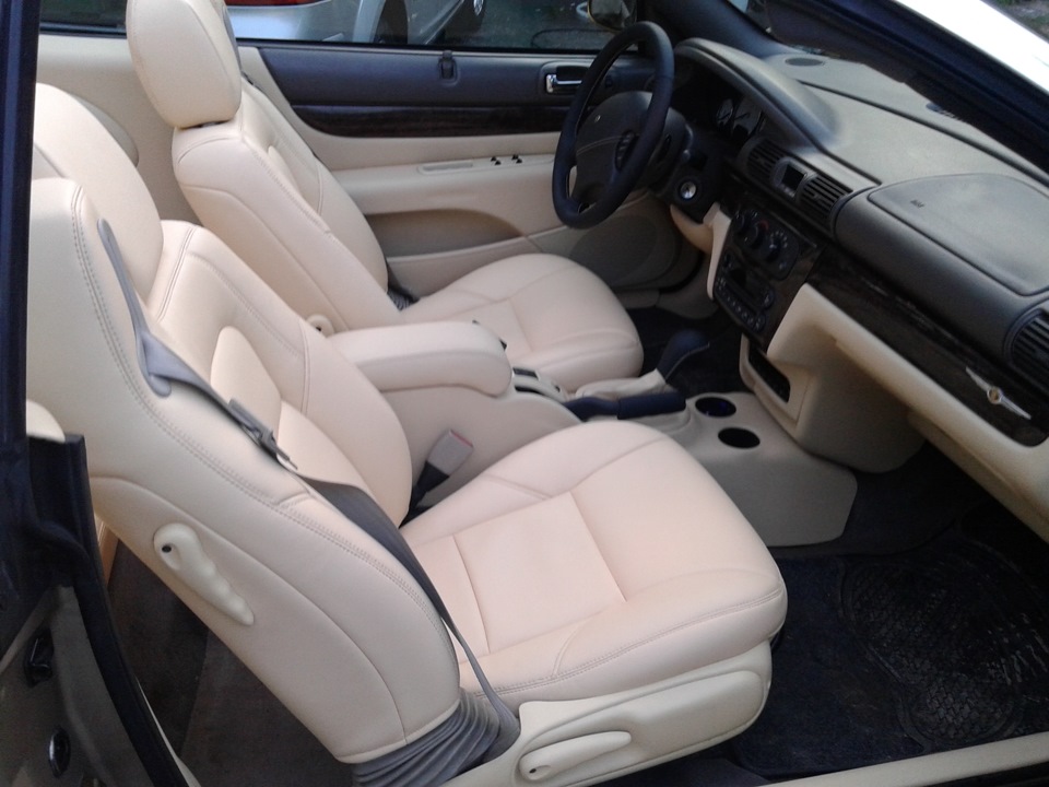 Chrysler Sebring Cabrio салон