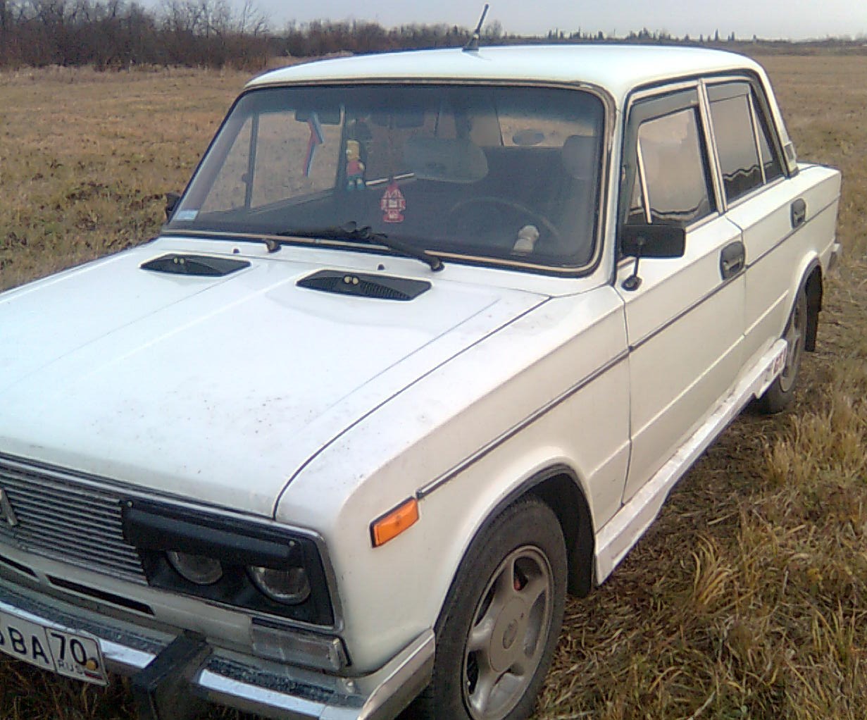 Машина временно. Лада 2106 белая. Lada 2106 белая. Лада ВАЗ 2106 белый. ВАЗ 2106 белая драйв 2.