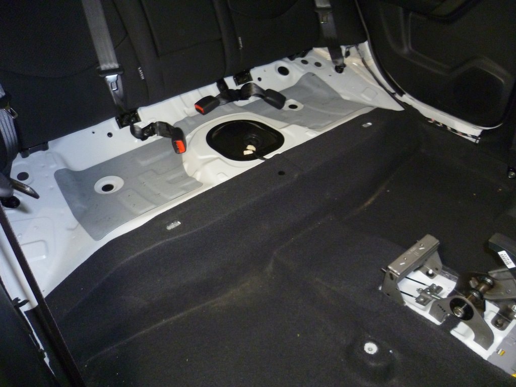Шумоизоляция — KIA Cerato (2G), 1,6 л, 2011 года | автозвук | DRIVE2