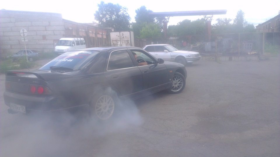 Что такое докатка рези? — Nissan Skyline (R33 Series 2), 2,5 л, 1996 ...