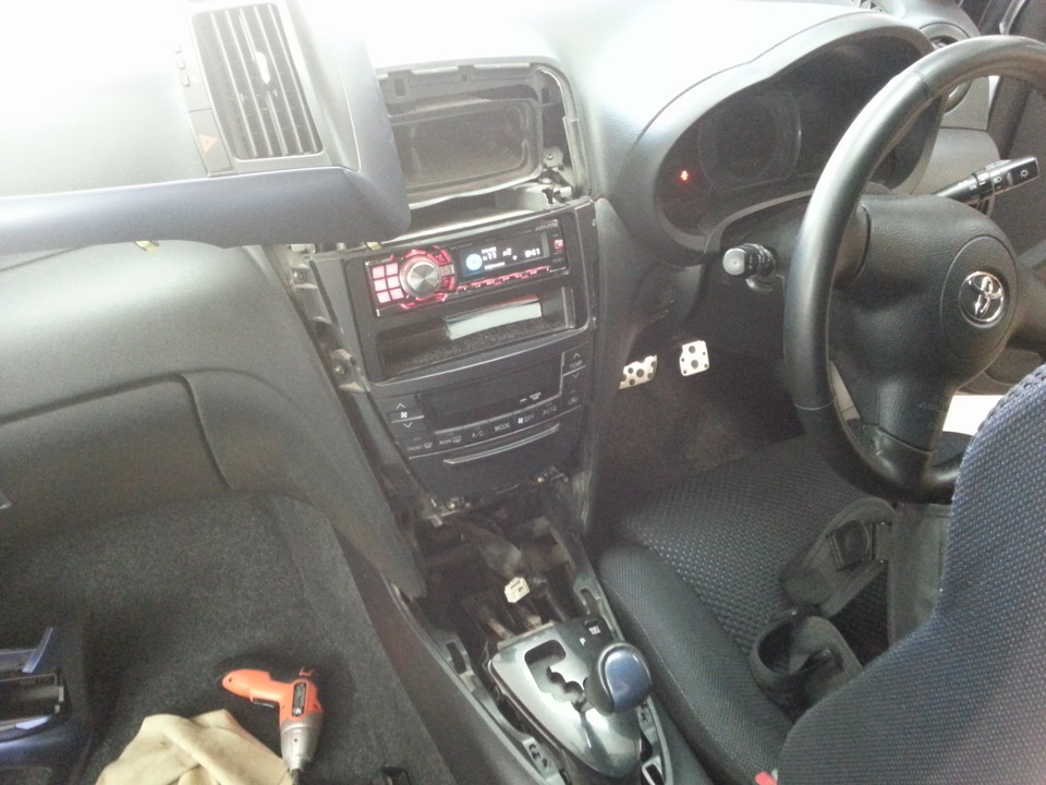 натяжка ручника(ножника)…)))) — Toyota Caldina (241), 2 л, 2003 года ...