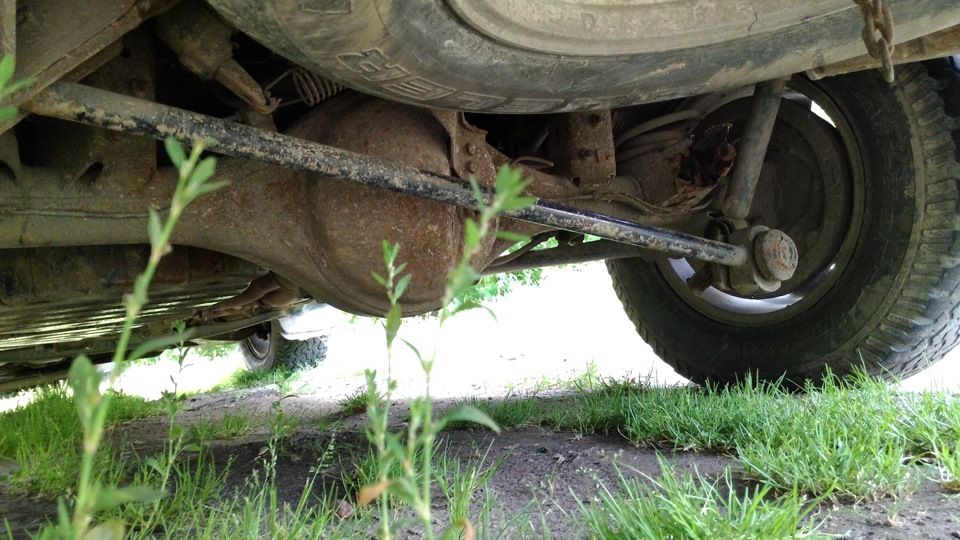 Отвалилось крепление тяги Панара от моста — Nissan Pathfinder (2G), 3,3 ...