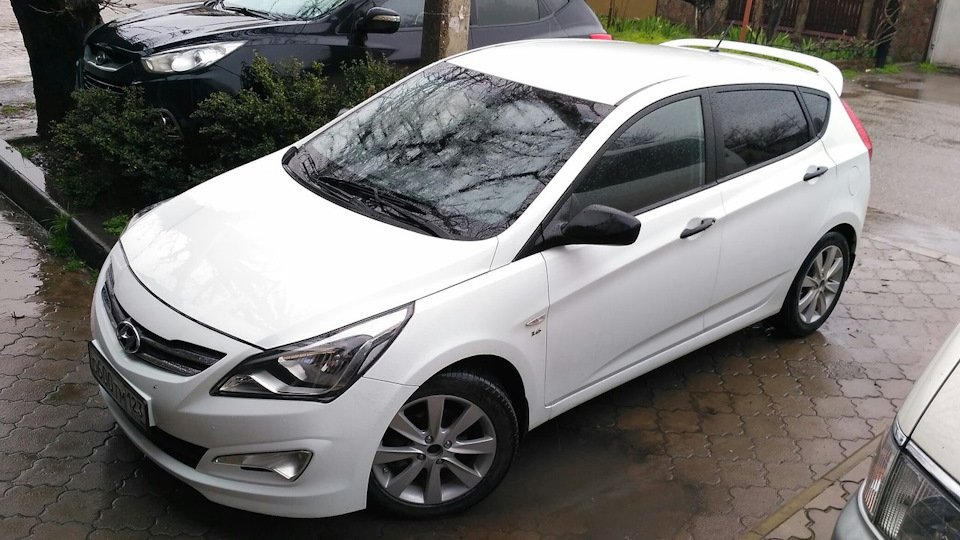 10 — Замена масла и фильтров. — Hyundai Solaris Hatchback, 1,6 л, 2014 ...