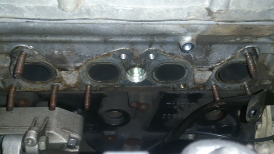 Замена прокладок катализатора и выпускного коллектора — Peugeot 307, 1 ...