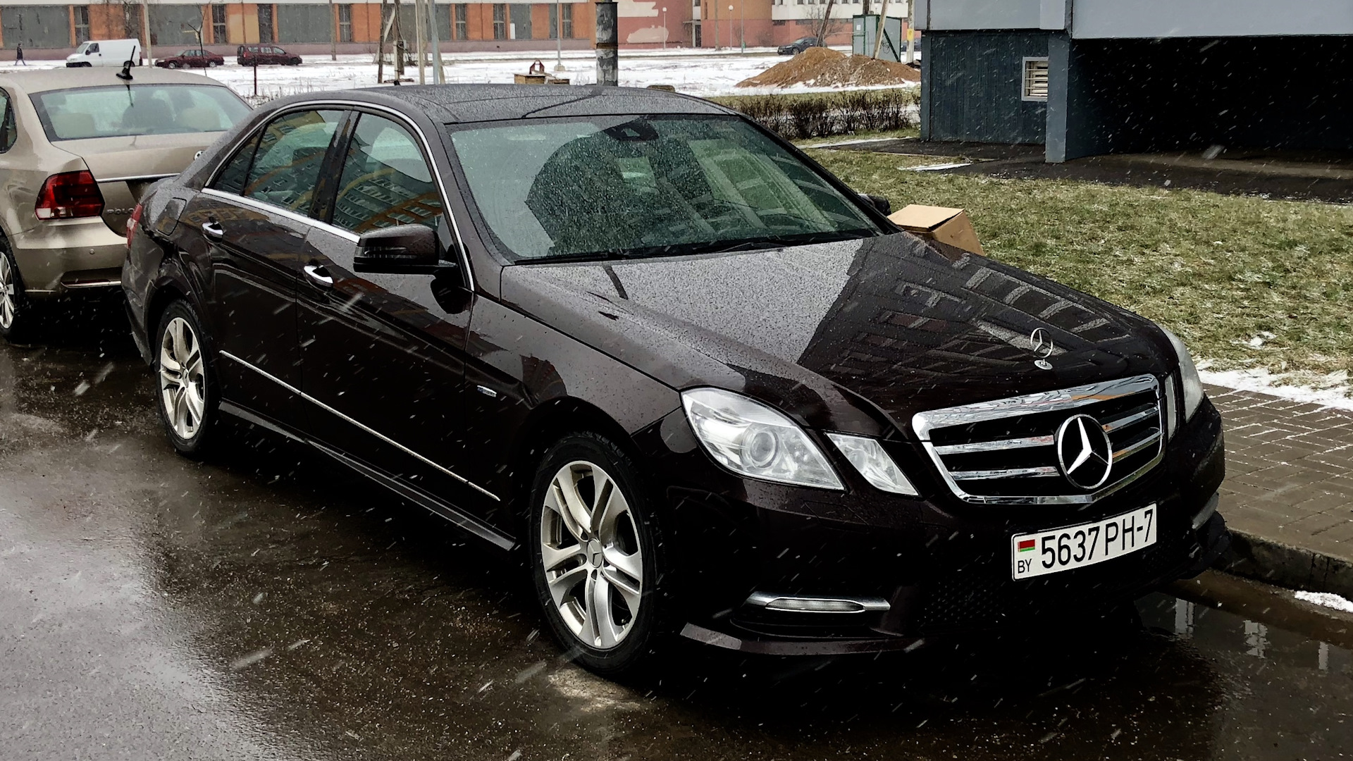 Mercedes-Benz E-class (W212) 3.5 бензиновый 2012 | E300-306-4matic /////AMG  на DRIVE2