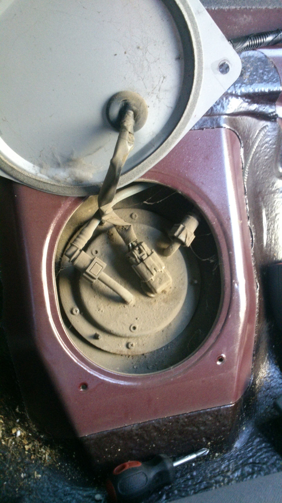 Замена сеточки бензонасоса - KIA Spectra, 1,6 л, 2008 года своими руками DRIVE2