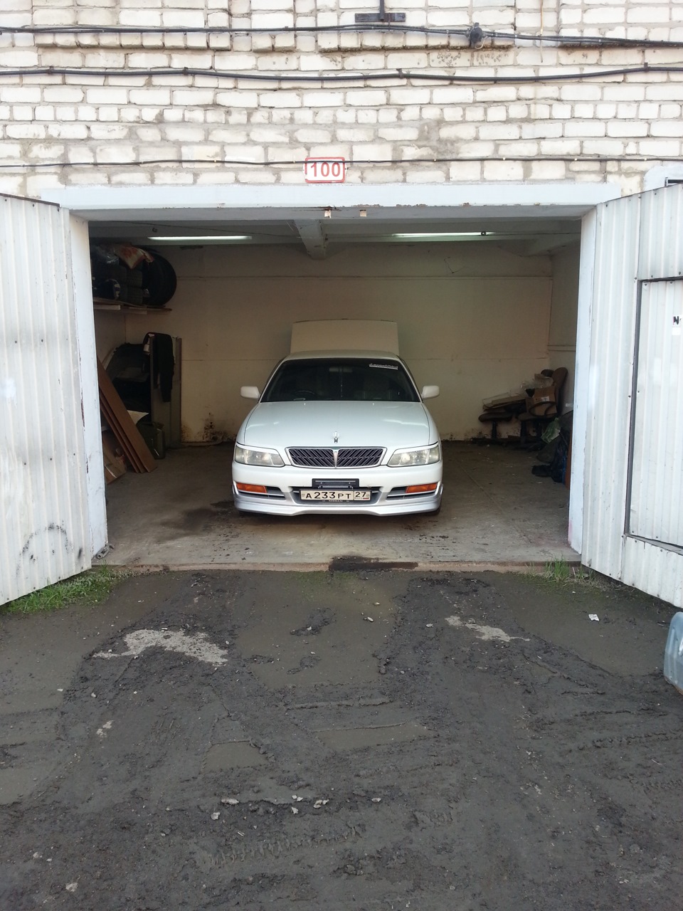 Однопоршневые тормоза на мыло! Давай двухпоршневые! — Nissan Laurel (C35),  2,5 л, 1998 года | своими руками | DRIVE2