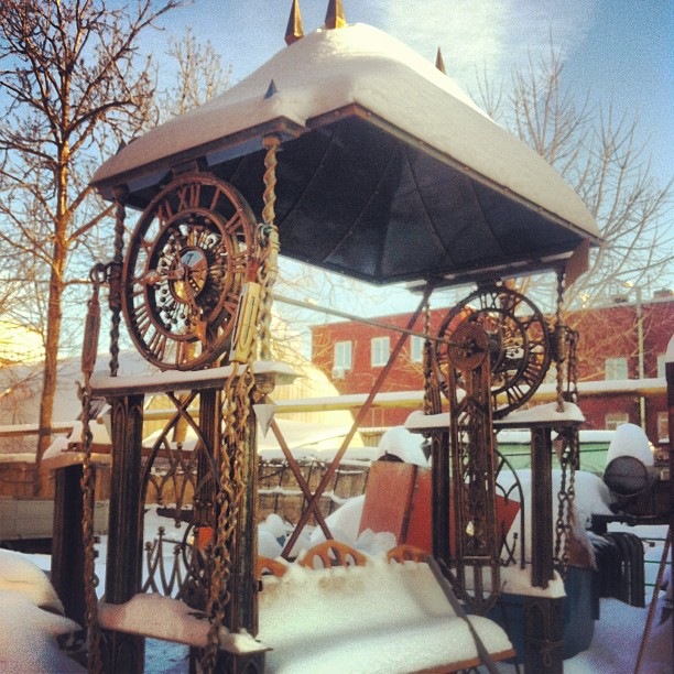 Качели ручной работы весом 2 тонны. Единственные в мире. При ...