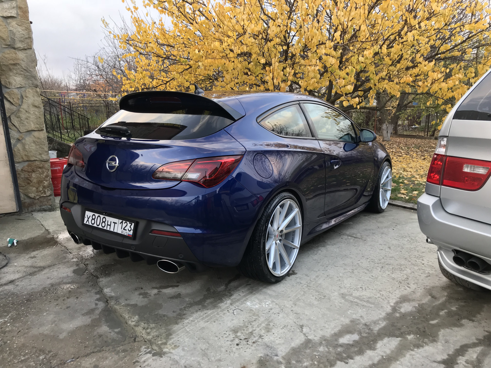 Astra GTC спойлер