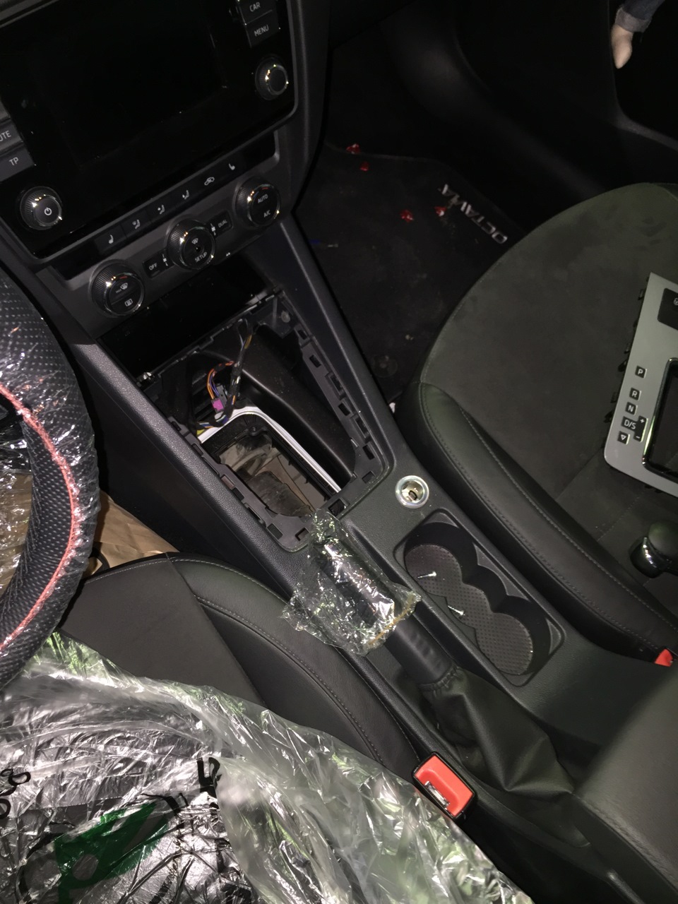 Фото в бортжурнале Skoda Octavia Combi A7 Mk3