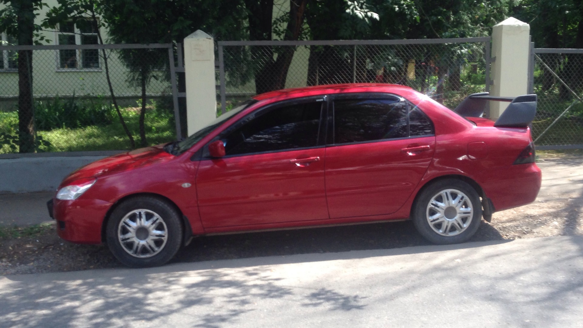 Mitsubishi Lancer IX 1.6 бензиновый 2005 | на DRIVE2