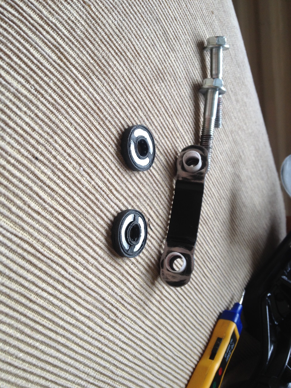 67ef46cs 960 антенна тойота рав 4 в крышу