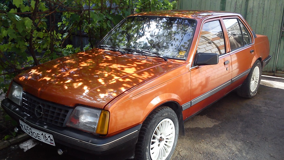 Opel Ascona 1985