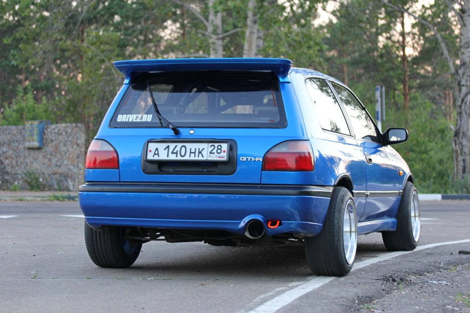 Nissan pulsar gti r