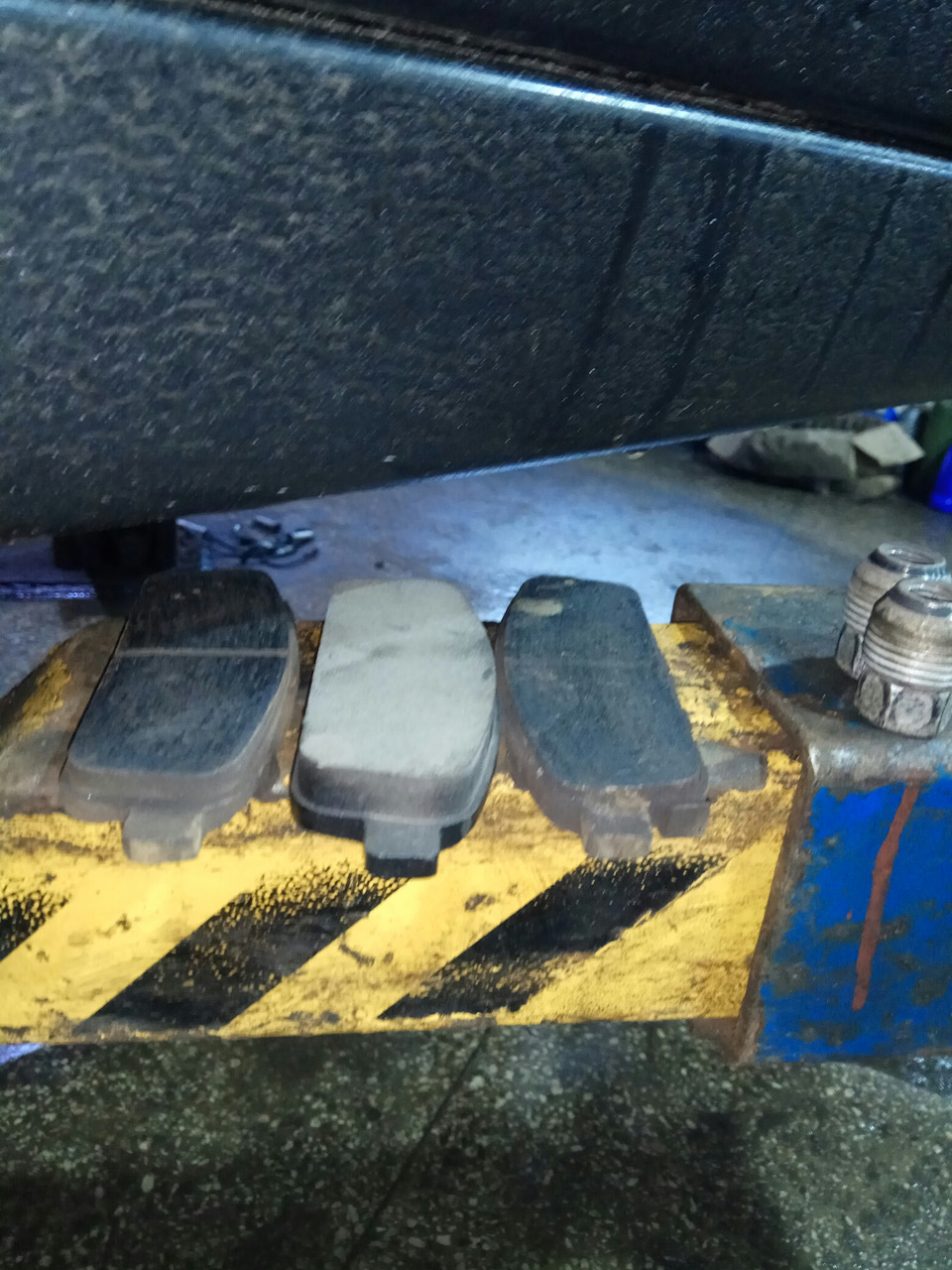 Замена передних и задних колодок + фотоотчет — Chevrolet Cruze (1G), 1 ...