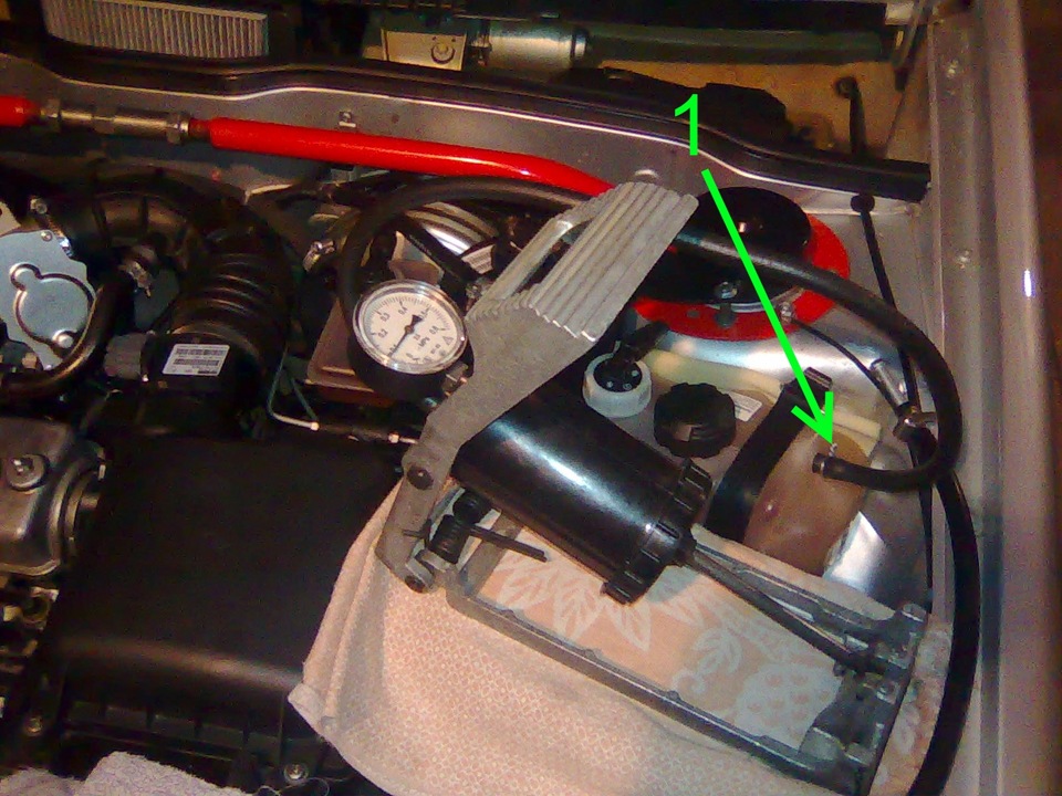 68053c8s 960 Как отрегулировать крышку расширительного бачка