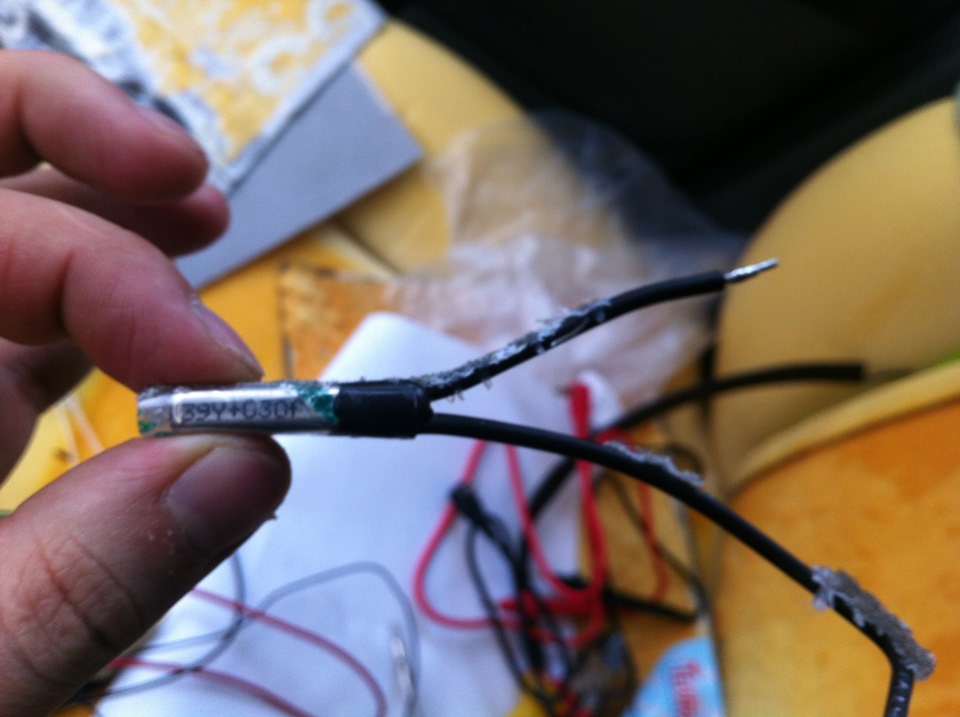 термодатчик подогрева сидений. датчик температуры подогрева сидений bmw. температурный датчик на подогрев сидений ваз 2107. термодатчик подогрева сидений. термодатчик подогрева сидений.