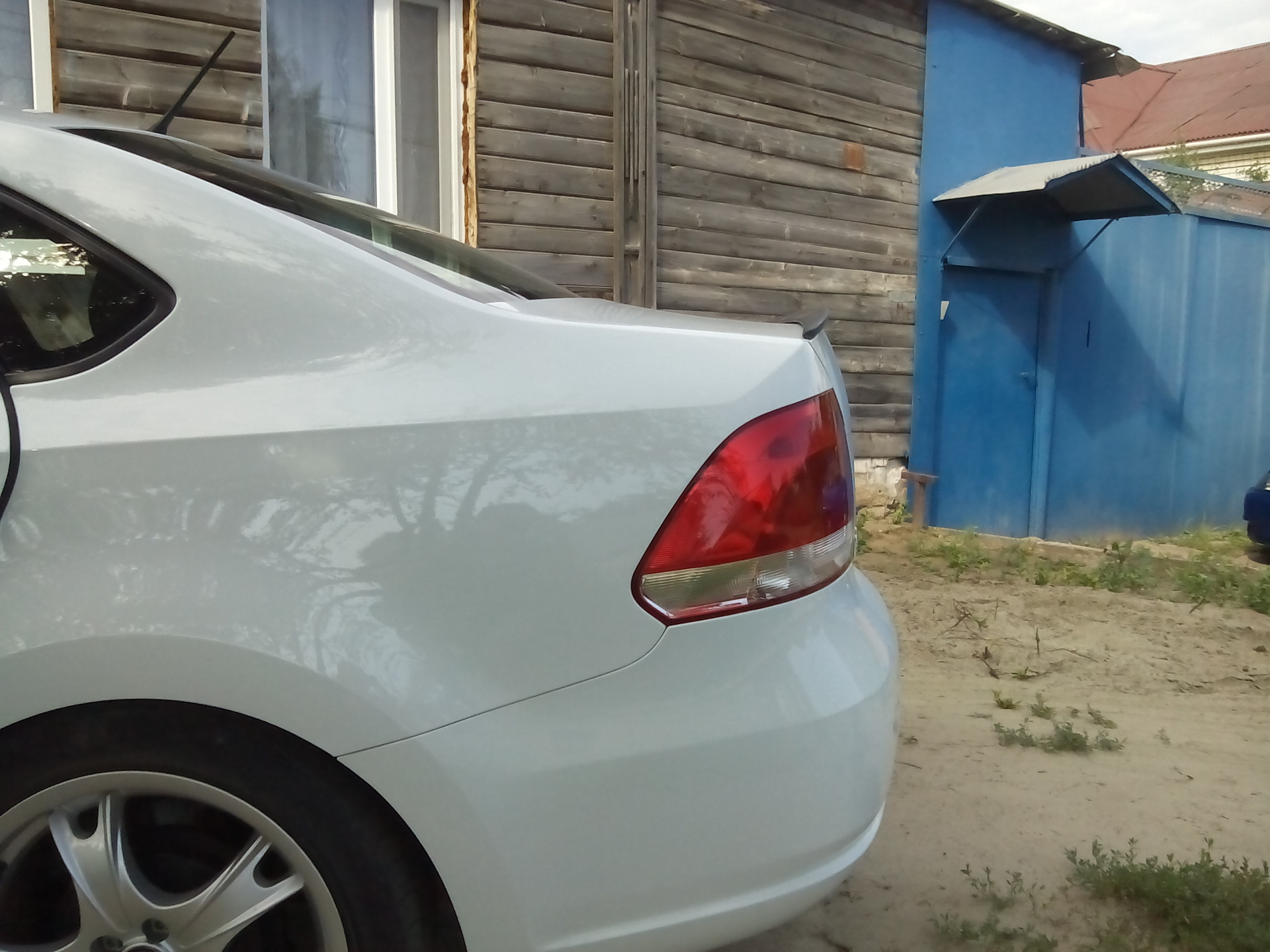 Лип спойлер Volkswagen Polo